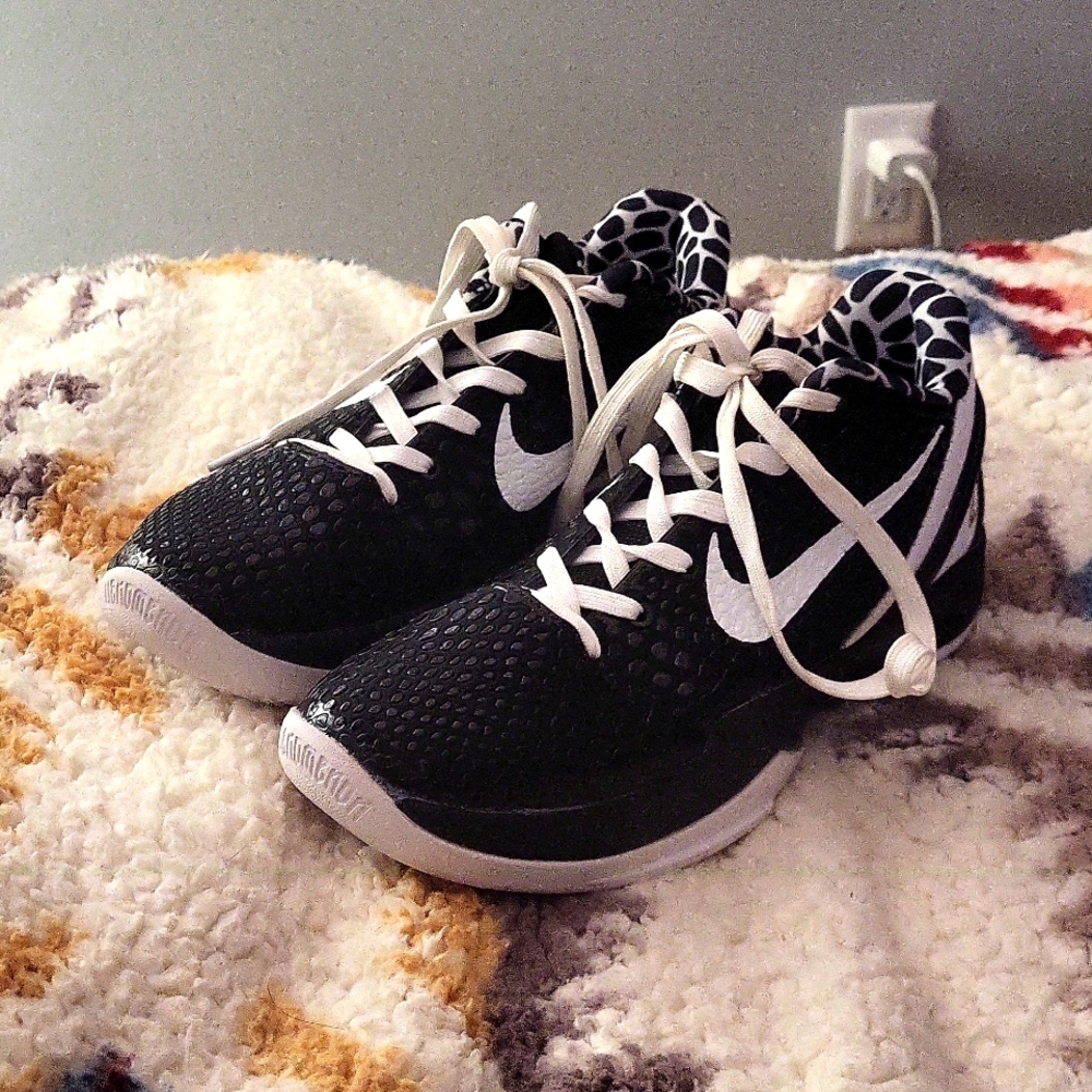 Kobe Basketball Shoes